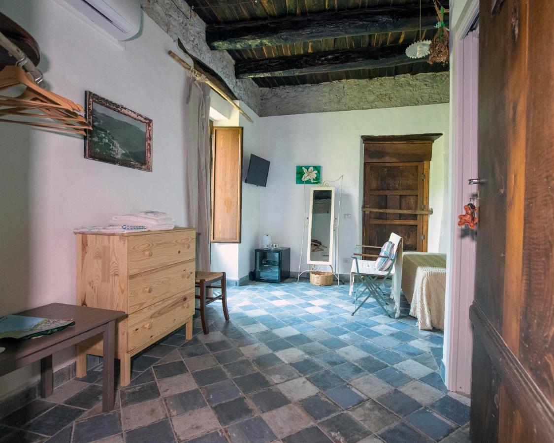 La Casa Sul Blu Albergo Diffuso Пишотта Экстерьер фото