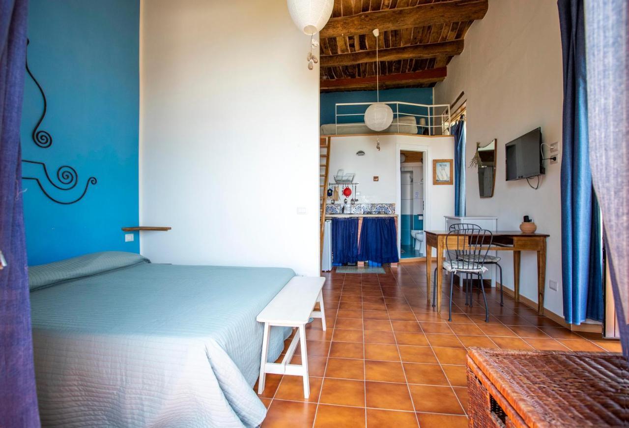 La Casa Sul Blu Albergo Diffuso Пишотта Экстерьер фото