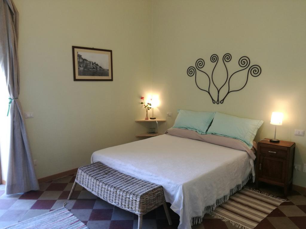 La Casa Sul Blu Albergo Diffuso Пишотта Экстерьер фото