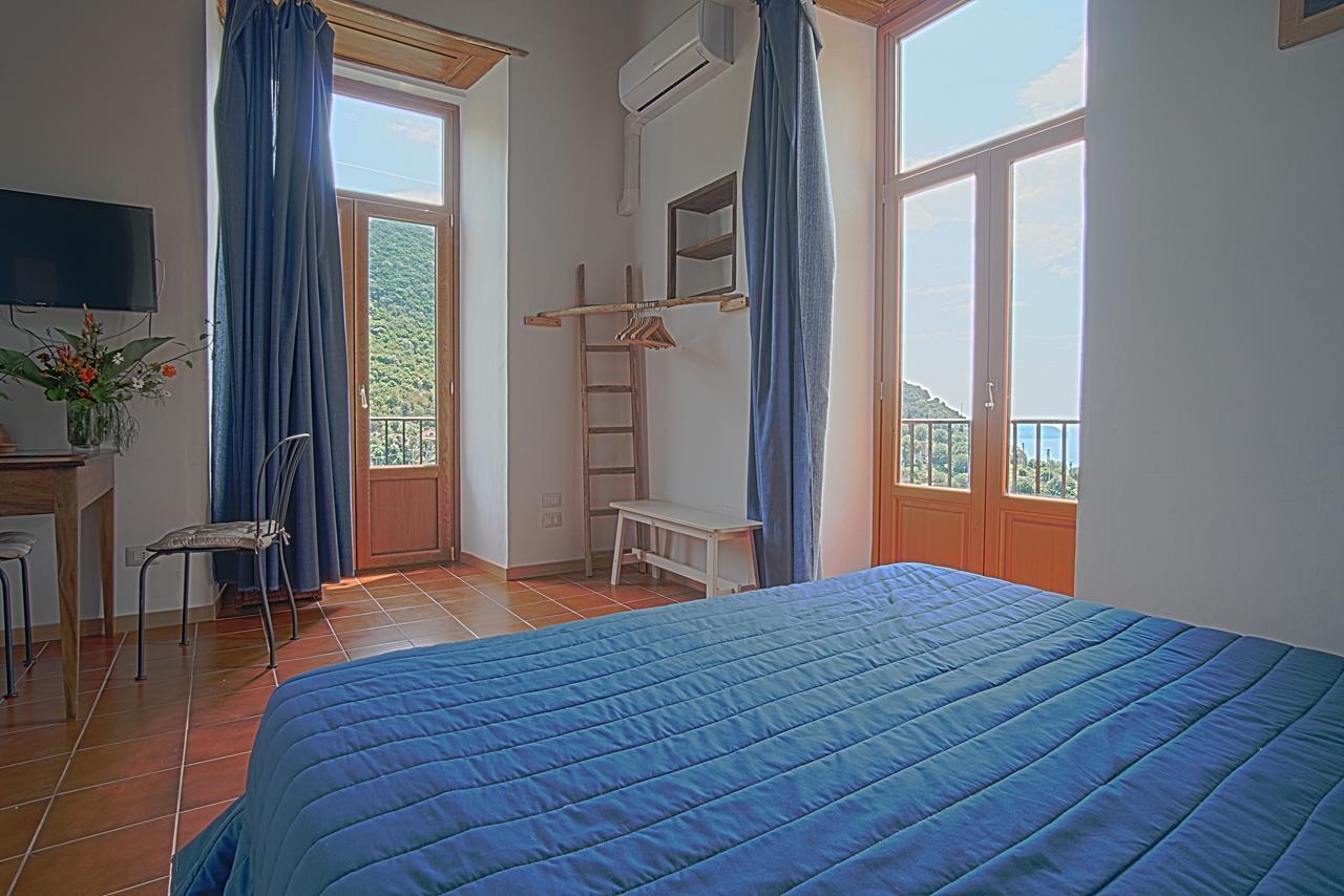 La Casa Sul Blu Albergo Diffuso Пишотта Экстерьер фото